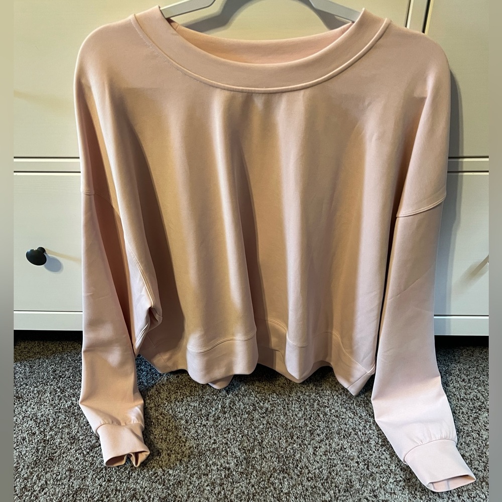Lululemon crewneck